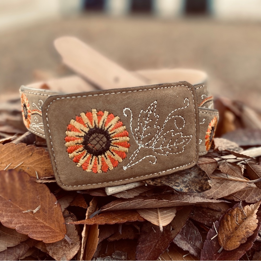 Woman’s leather belt